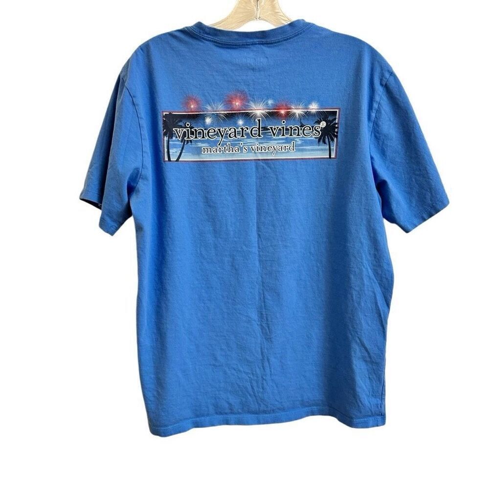 Vineyard Vines Firework Short Sleeve Pocket Tee Blue 4th of July Size Medium
